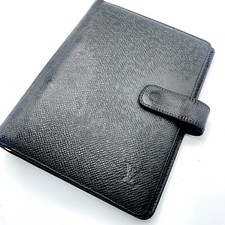 Housse Louis Vuitton Taiga Agenda MM Day Planner R20222 cuir noir authentique