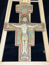 Ancien crucifix de Saint