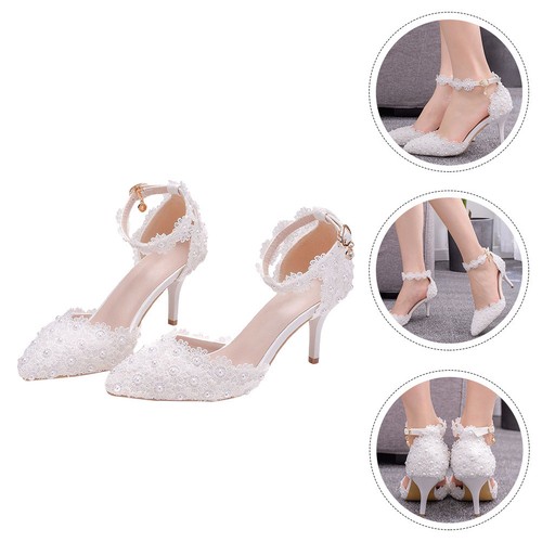 Paire chaussures de - 1,