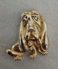 broche basset hound , en metal