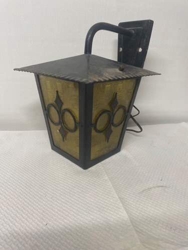 Ancienne lampe murale