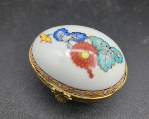Boite bijoux porcelaine - -,