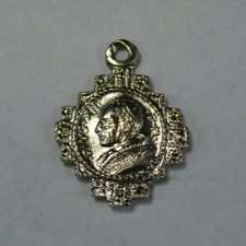 ANTIQUE RELIGIOUS MEDAL JEWEL / PIUS PENDANT XII