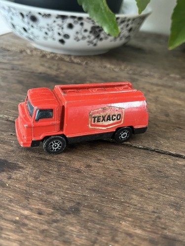 Camion citerne essence corgi - camion,