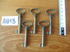 LOT A813 DE 5 CLÉ CLÉS CLEFS