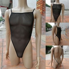 26) Body homme mince et sexy