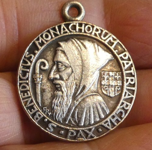 Ancienne médaille pendentif - ancienne,