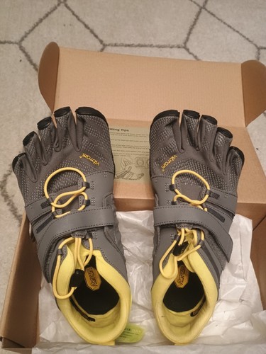 Vibram fivefingers train 0 - vibram,