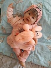 souriante bébé reborn  asiatique Sunlie