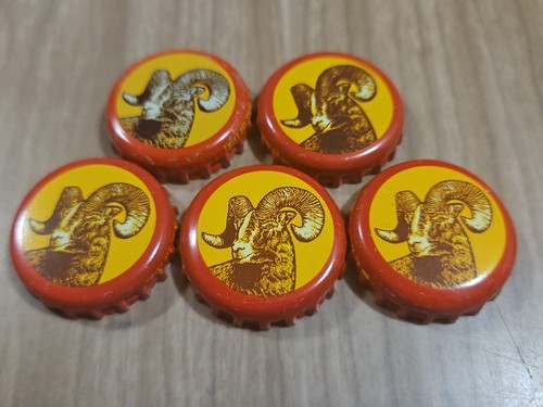 Shiner bock beer crowns - 5,