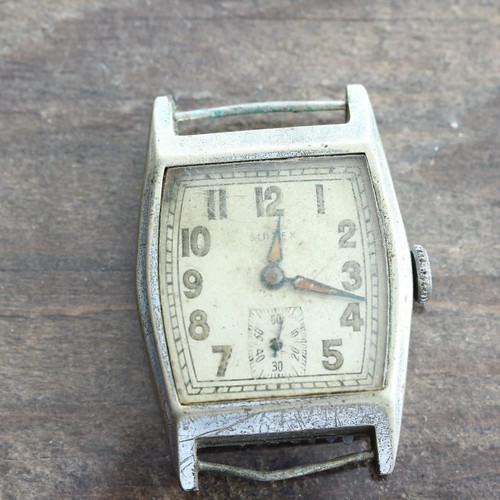 Montre mécanique ancienne