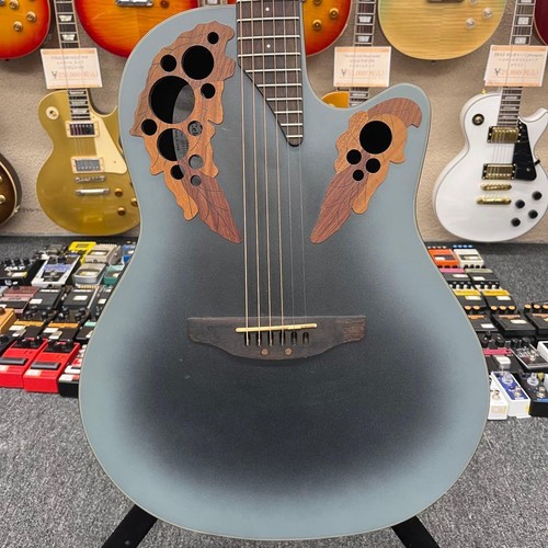 Guitare électrique acoustique