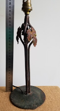 Pied de lampe  en Fer Forgé