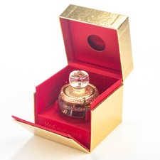 Yves Saint Laurent Champagne