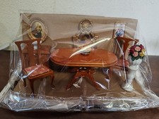 Meubles De Maison De Poupée 