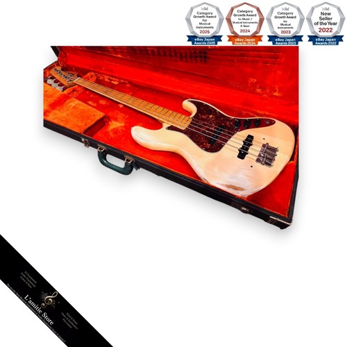 Guitare basse électrique