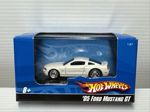 Hotwheels 05 - 🇨🇵,