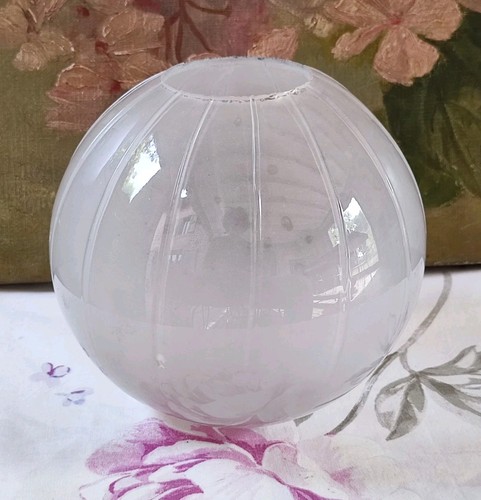 Ancien globe forme - melon, en