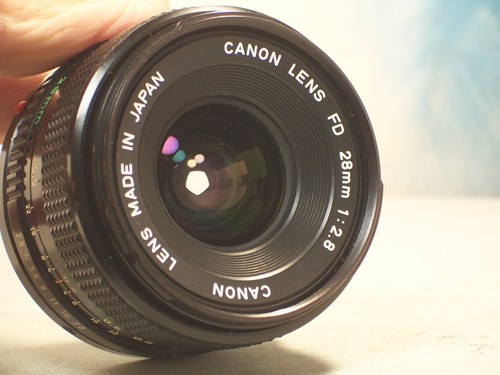 Objectif canon 28mm 8 - f, 2.8