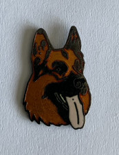 48 - Pin's GERMAN SHEPHERD DOG