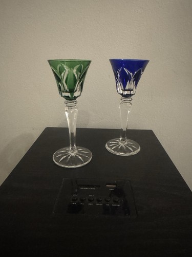 Lot verres à liqueur - de,