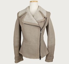 Burberry Veste courte en mouton retourné en cuir d'agneau beige 38 44 26810130