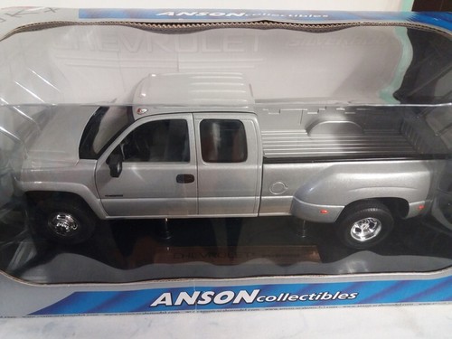 Chevrolet silverado 18 - chevrolet,