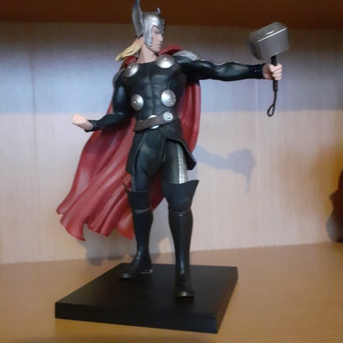 Marvel comics statuette pvc - comics,