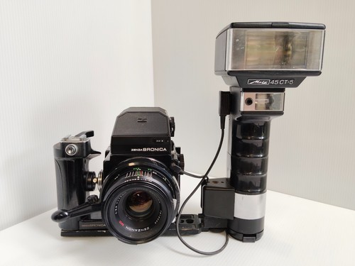 Vintage camera zenza bronica - vintage,