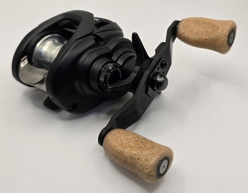 Moulinet droit daiwa - droit, tr
