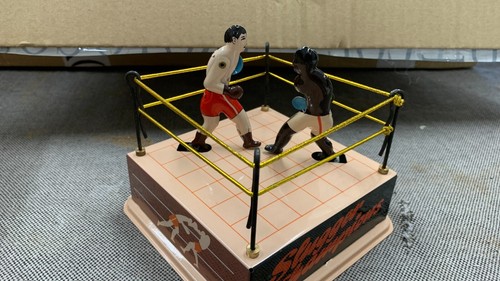 Tin toys jouet mecanique - tin,