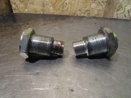 Axes pivots bras oscillant - de,