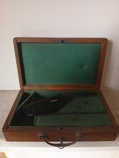 Coffret Ancien Pistolet ou Revolver / Antique Pistol or Revolver Case