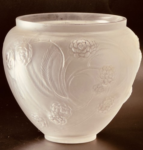 Lalique nefliers frosted - r.,