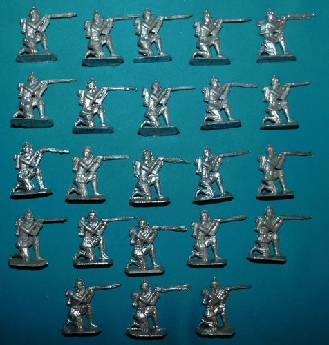 Anciens petits soldats - anciens, de