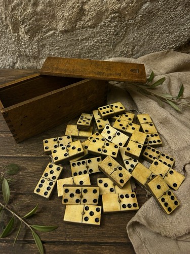Ancien jeu dominos - ancien,