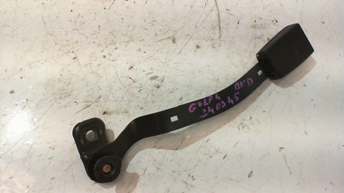 Attache ceinture avant droit