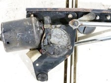 Moteur essuie glace avant