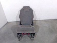 8881GR SIÈGES ARRIÈRE GAUCHE