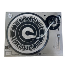 Technics Quartz Direct Drive Turntable SL-1200M3D