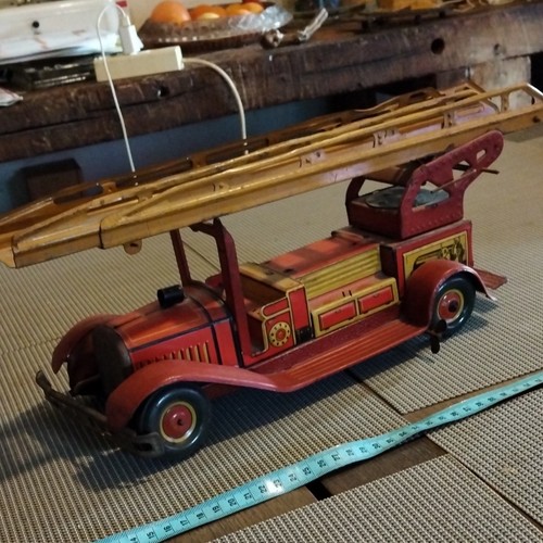 Camion pompier jouet - pompier,