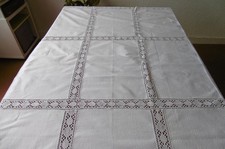 Jolie nappe MONOGRAMMéE avec