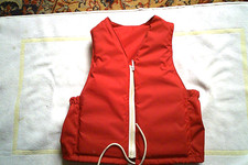 Gilet de sauvetage.Aide à la