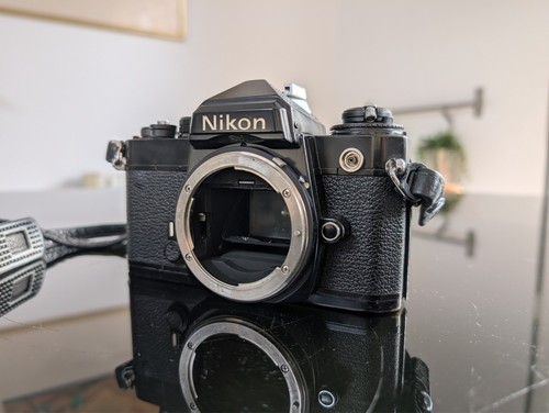 Nikon black - fe,