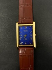 Blue Rare Vintage Seiko Tank Quartz Japanese Roman Dial 27mm ( FREE SHIPPING)