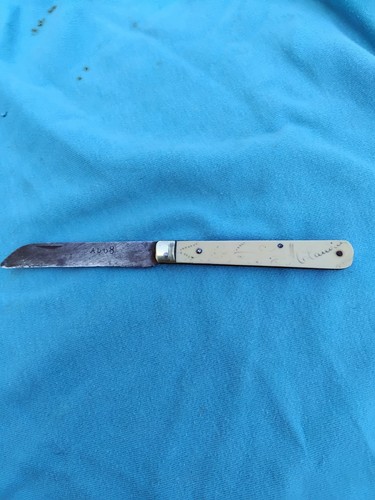 Ancien couteau pliant - de, femme