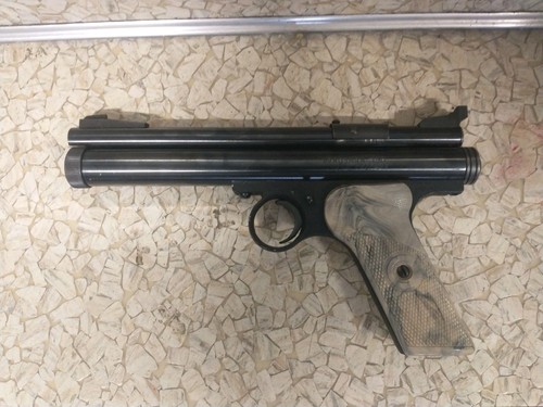 Vintage crosman 150 cal - .22,