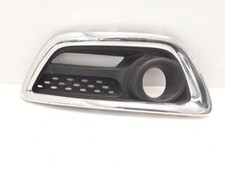 Renault Captur 1.5dCi 66kW Diesel 2015 Front Right Bumper Lower Grill