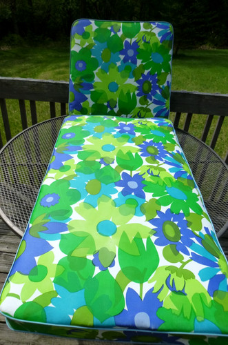 Vtg 60s lawnlite flower power - lawnlite,