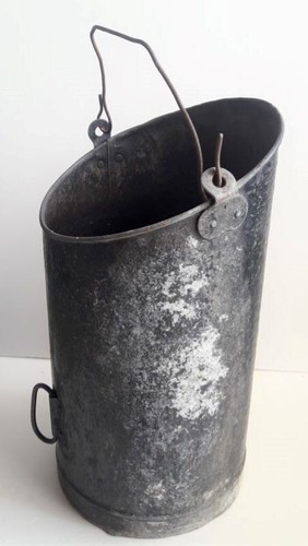 Seau charbon ancien - à,